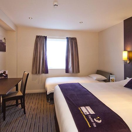 Premier Inn Exeter Eksteriør billede