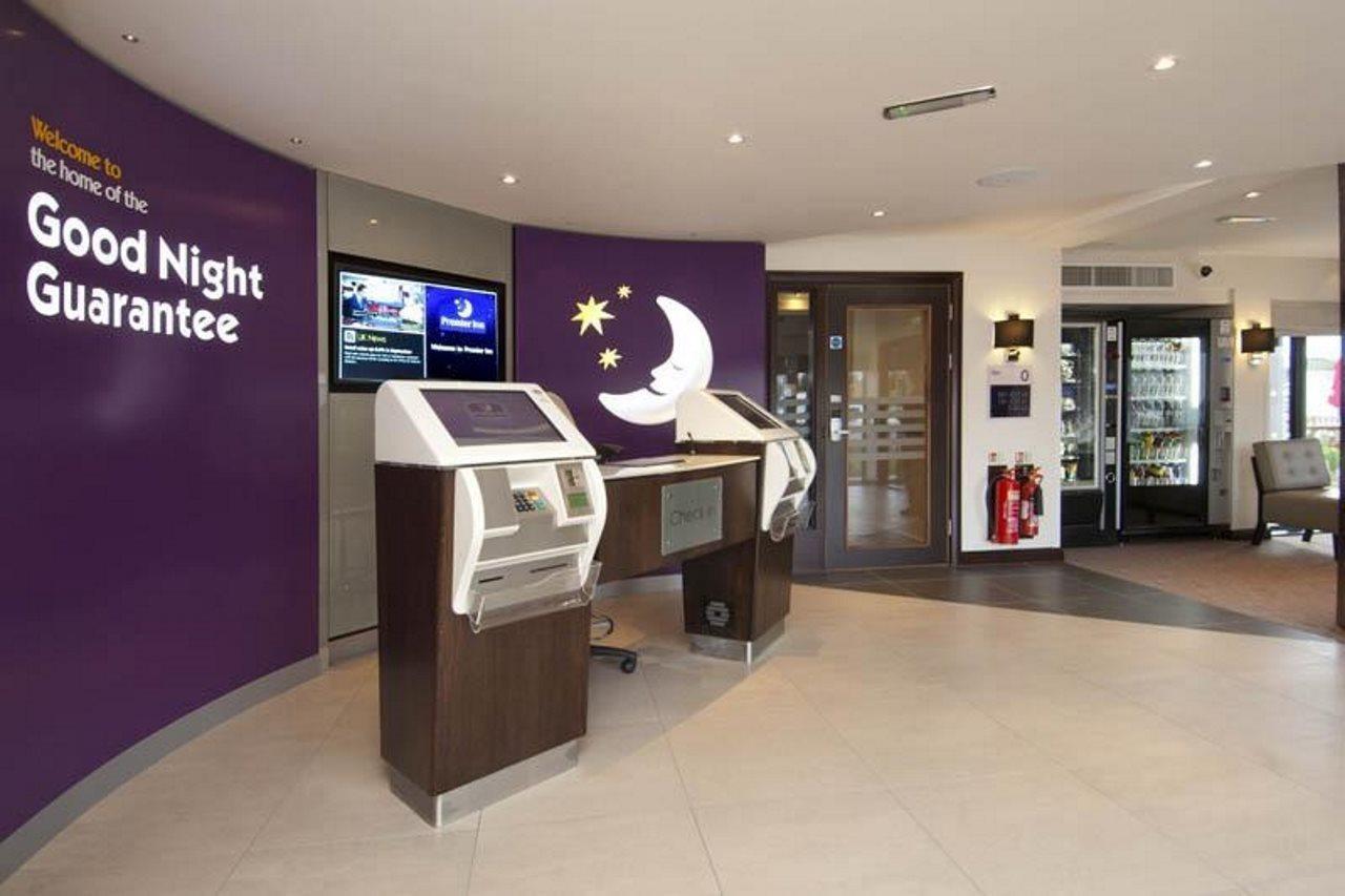 Premier Inn Exeter Eksteriør billede
